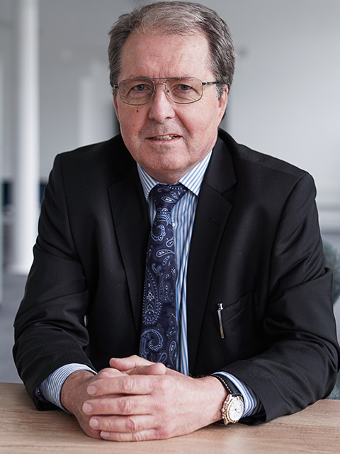 Portrait photograph of Visiting Professor, Gordon Findlay